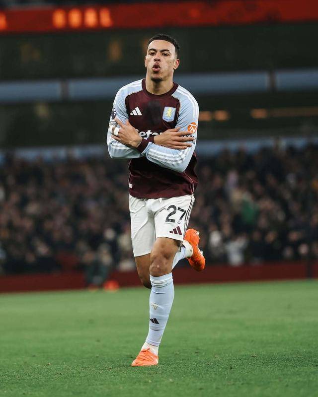 英超｜罗杰斯独中两元 阿斯顿维拉主场胜曼联