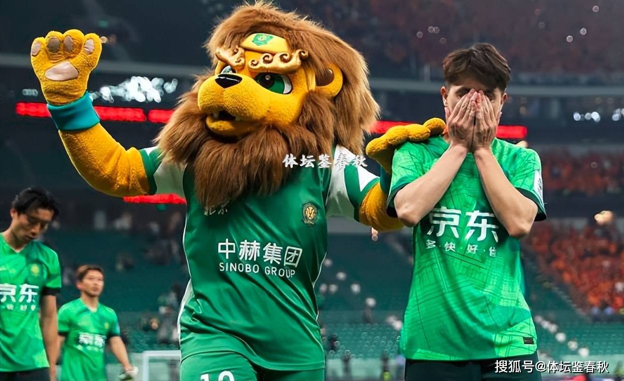 不期而遇！2国安旧将亚冠联赛同场对决，1位效力2赛季独造26球